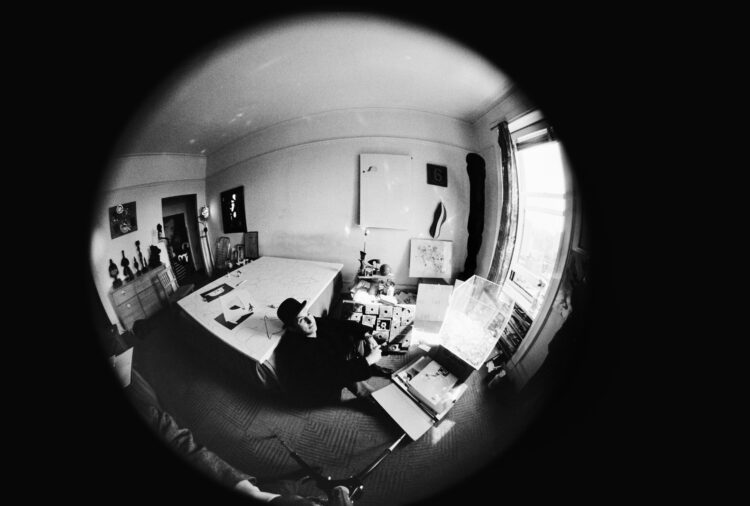 I remember you well in the Chelsea Hotel… - Fleiss-Vallois